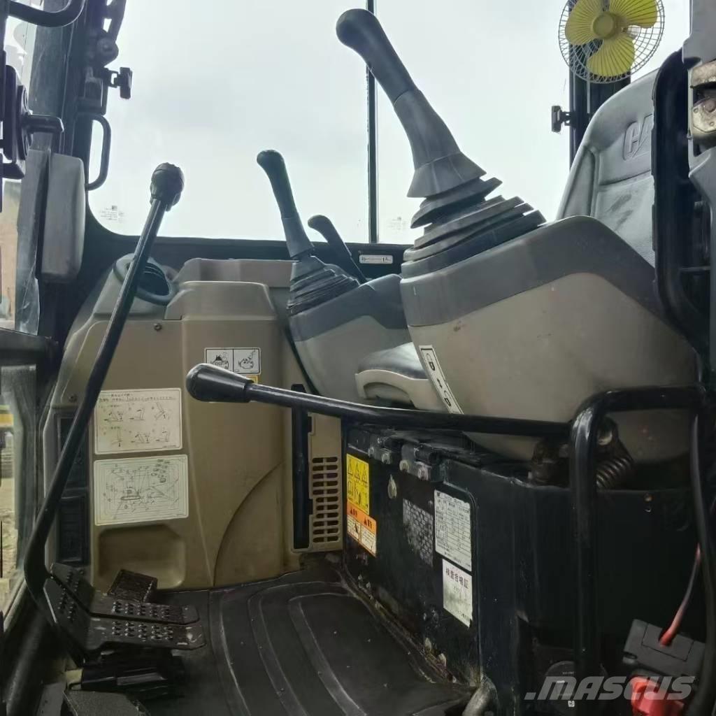 CAT 304CR Mini bageri < 7t