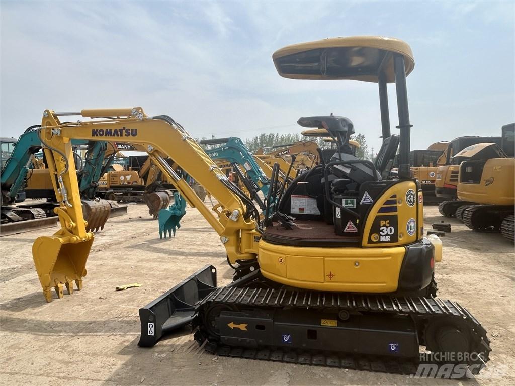 Komatsu PC30 Mini bageri < 7t