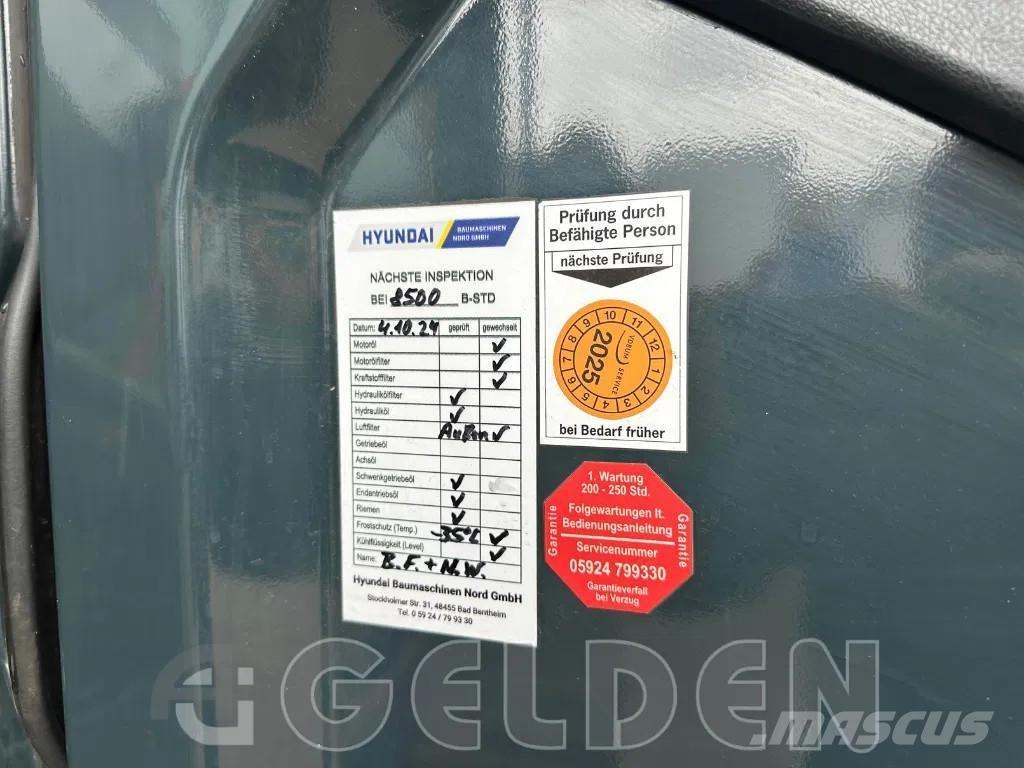 Hyundai HX220L Bageri guseničari