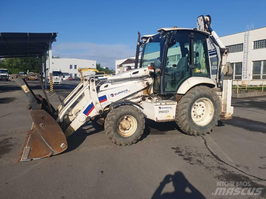 Komatsu WB 93 R-5 Rovokopači