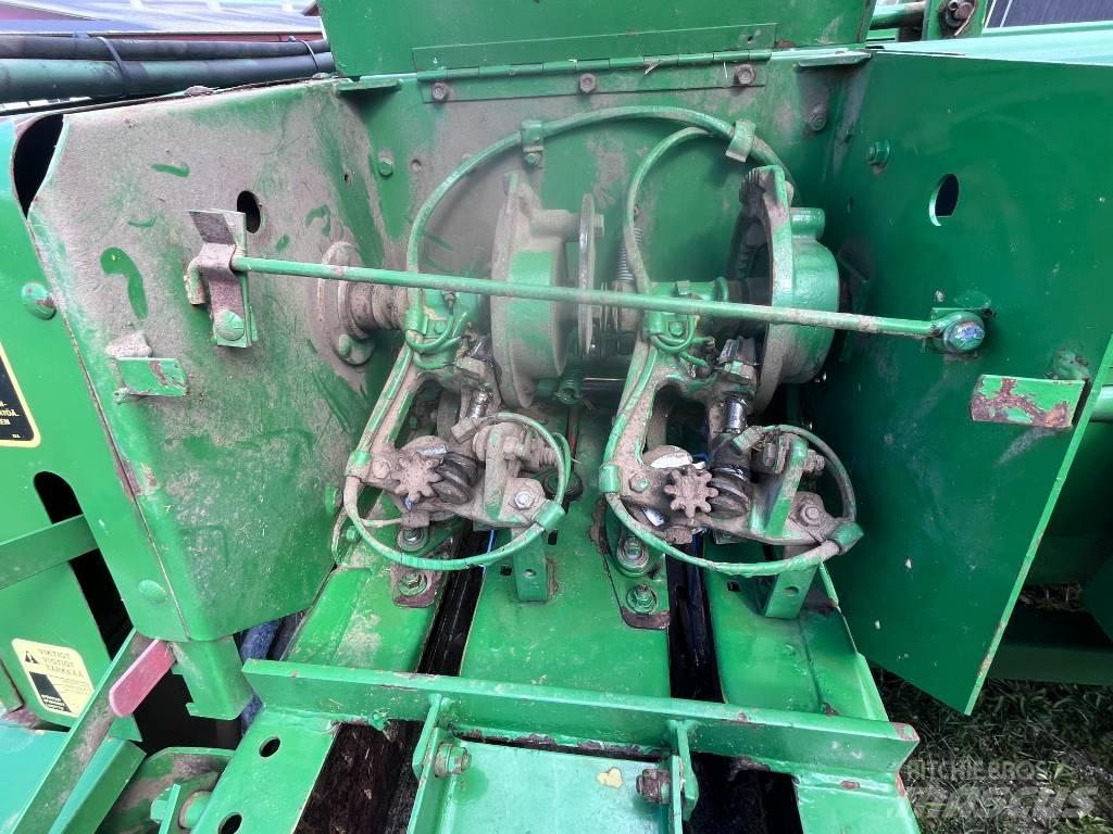 John Deere 359 Prese/balirke za četvrtaste bale