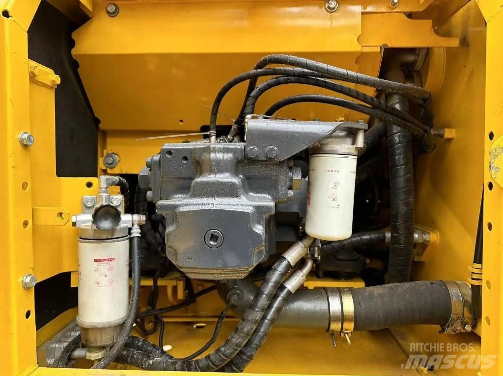 Komatsu PC 210-8 Bageri guseničari
