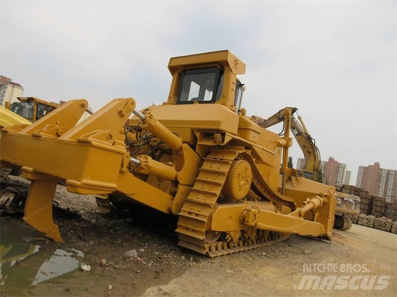 CAT D 10 Buldožeri guseničari