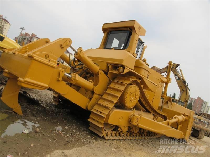 CAT D 10 Buldožeri guseničari
