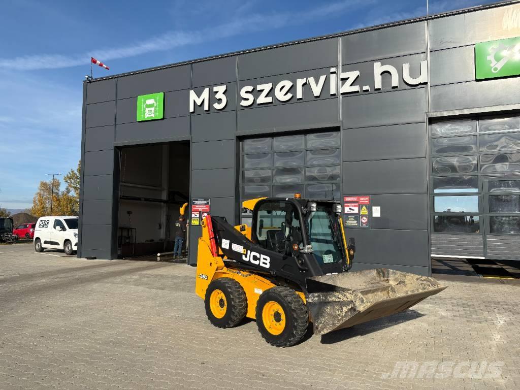 JCB 250 T4 Mini utovarivači