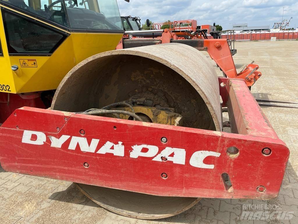Dynapac CA 302 D Valjci sa jednim bubnjem