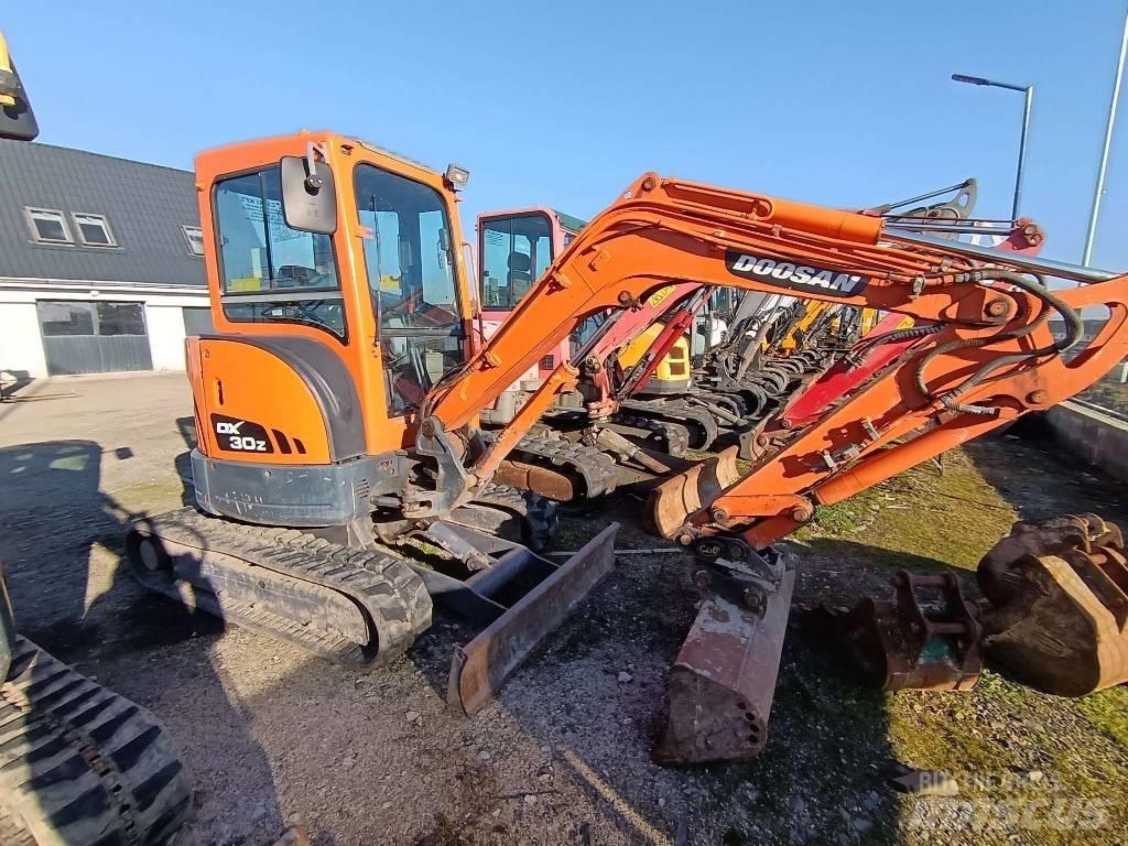 Doosan DX 30 Z Mini bageri < 7t