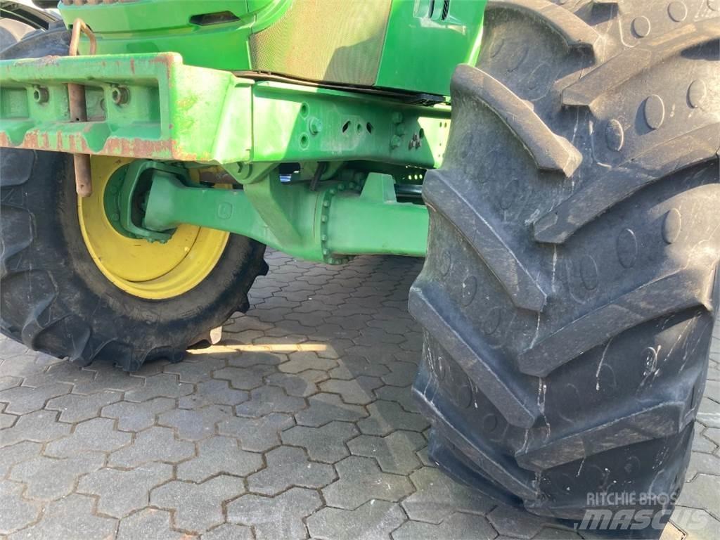 John Deere 6140 M Traktori