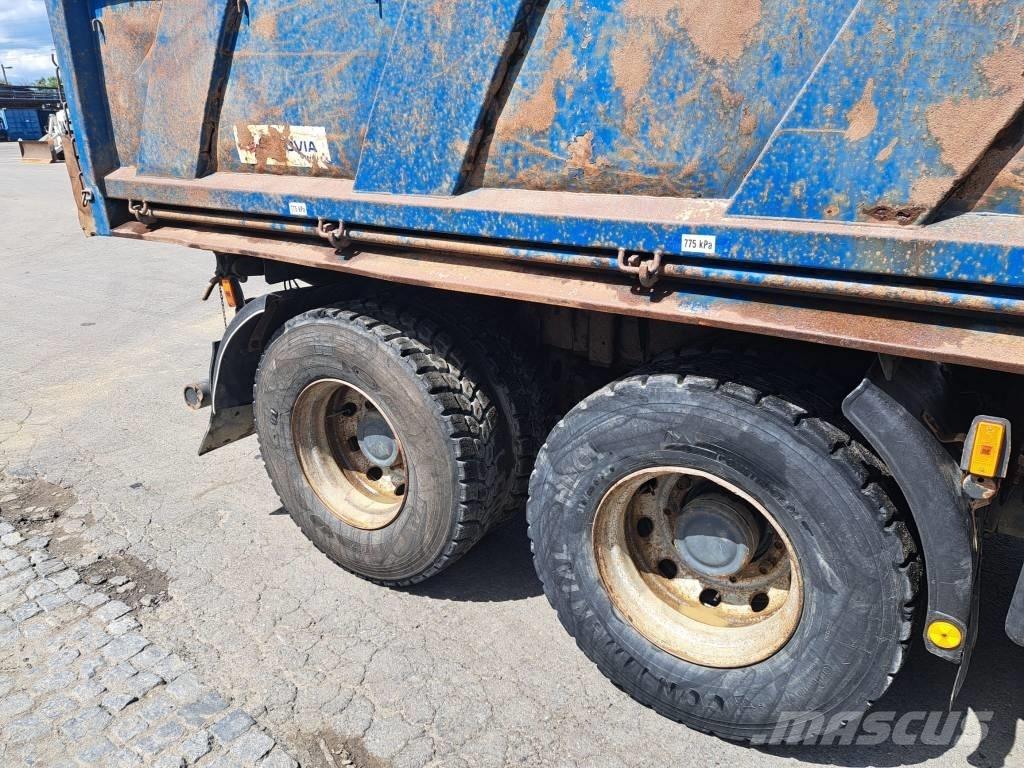 Tatra T 815-2 6x6 Kiperi kamioni