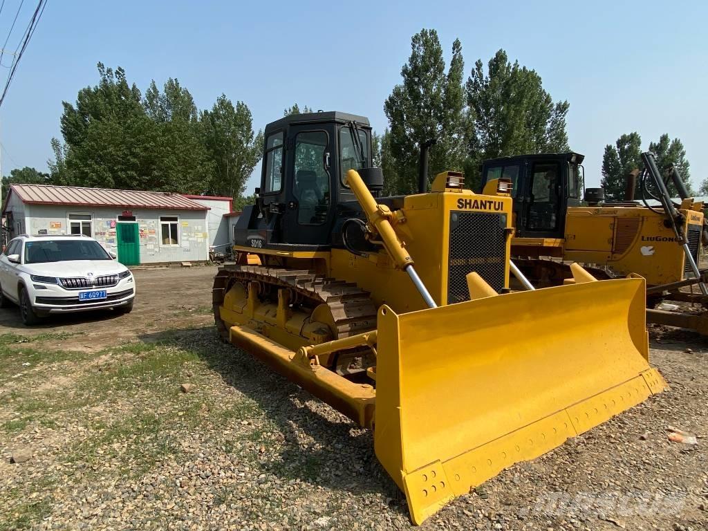 Shantui SD 16 Buldožeri guseničari