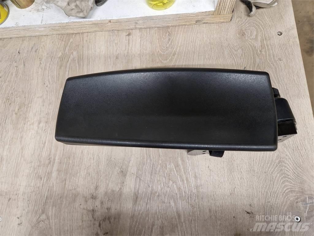 Eco Log B7033579 Kabine i unutrašnjost