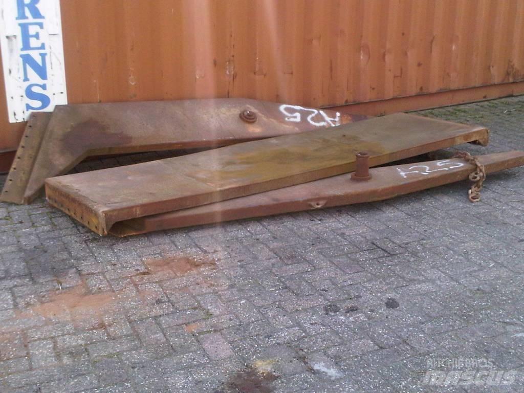 Volvo A25 tailgates Šasija i vešenje