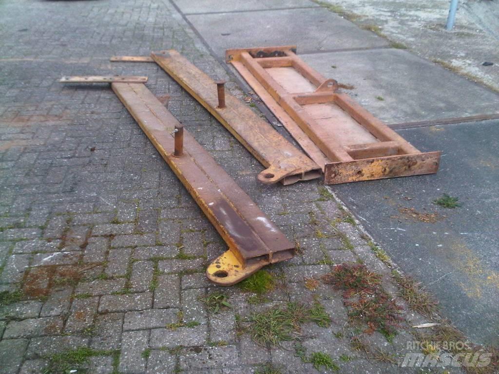 Volvo A25 tailgates Šasija i vešenje
