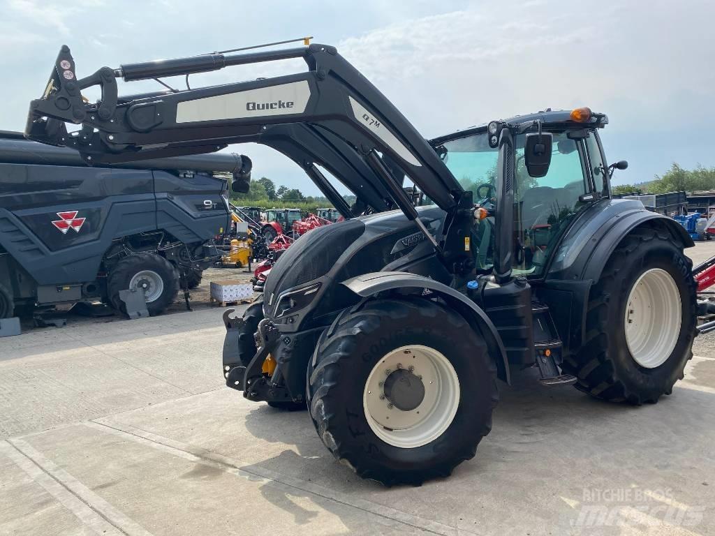 Valtra T214 Versu Traktori