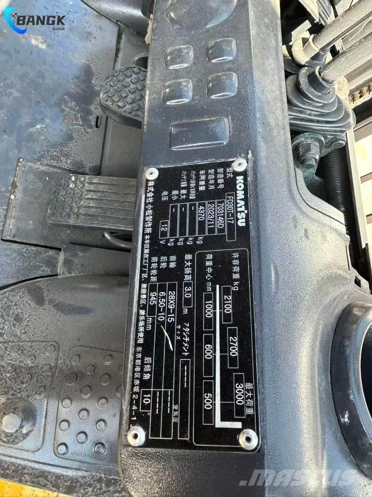 Komatsu FD 30 T-17 Dizelski viljuškari