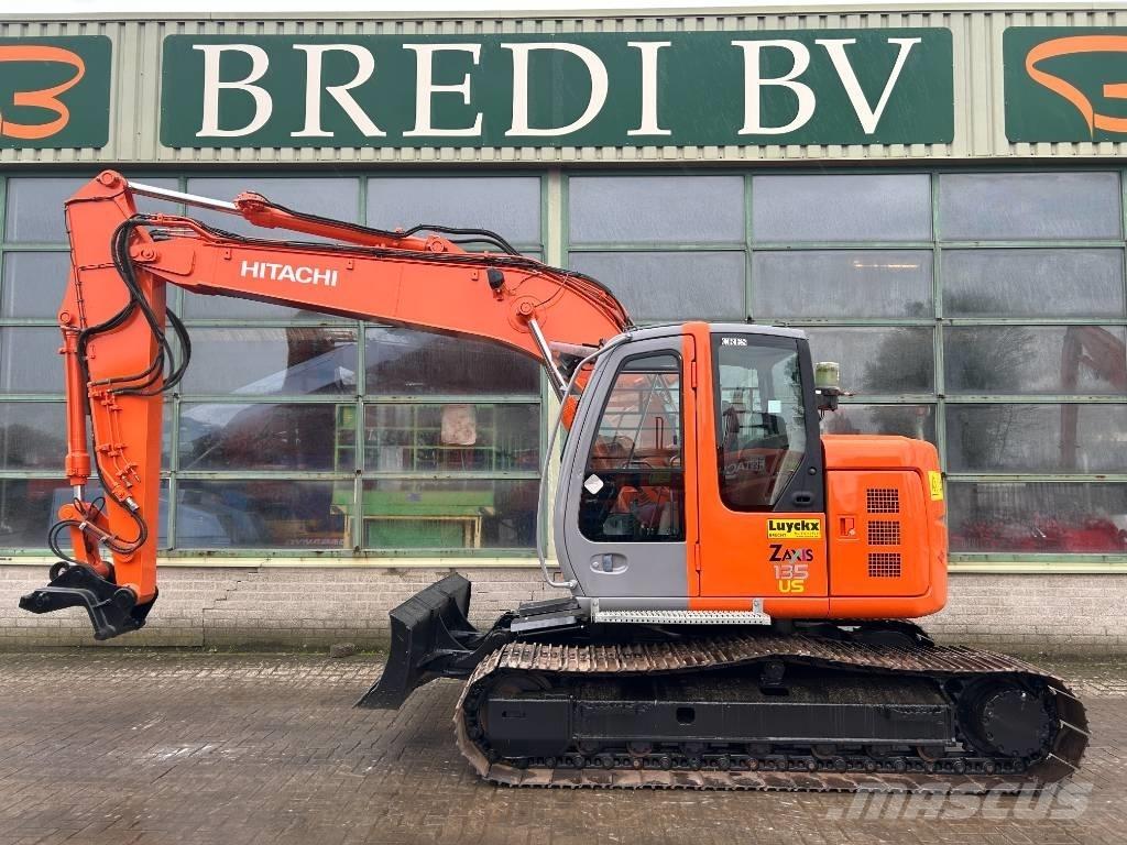 Hitachi ZX 135 US Bageri guseničari