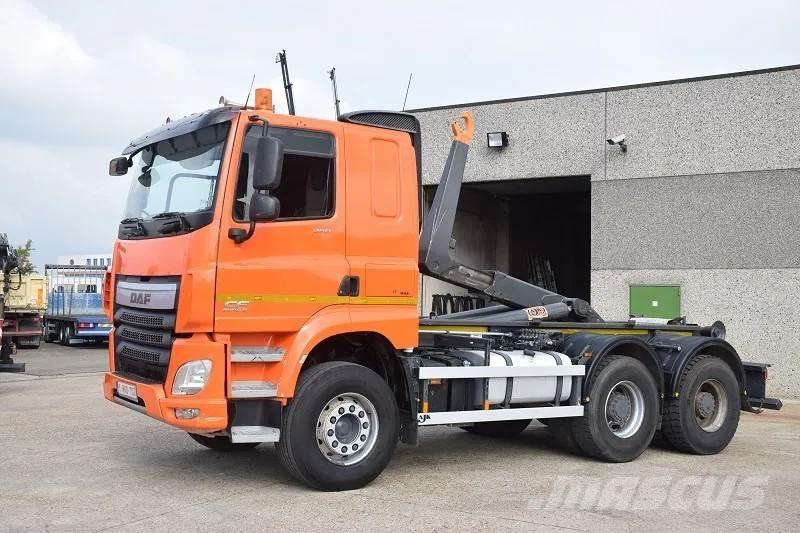 DAF CF 460 Rol kiper kamioni sa kukom za podizanje tereta