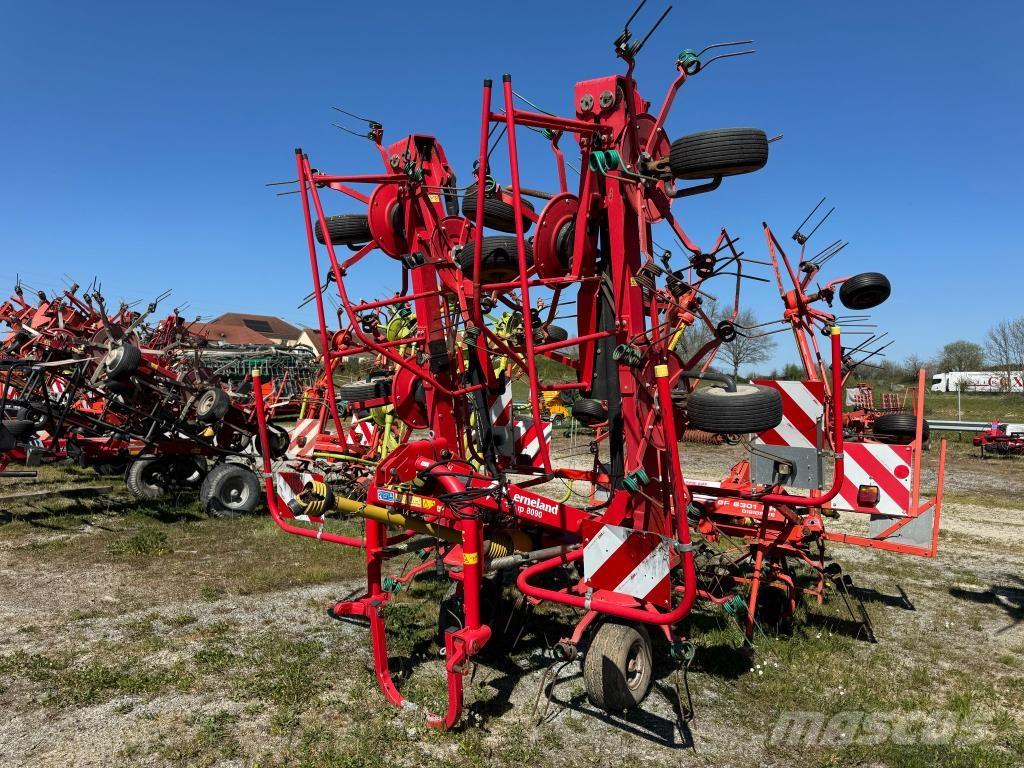 Kverneland 8090 Okretači i sakupljači sena