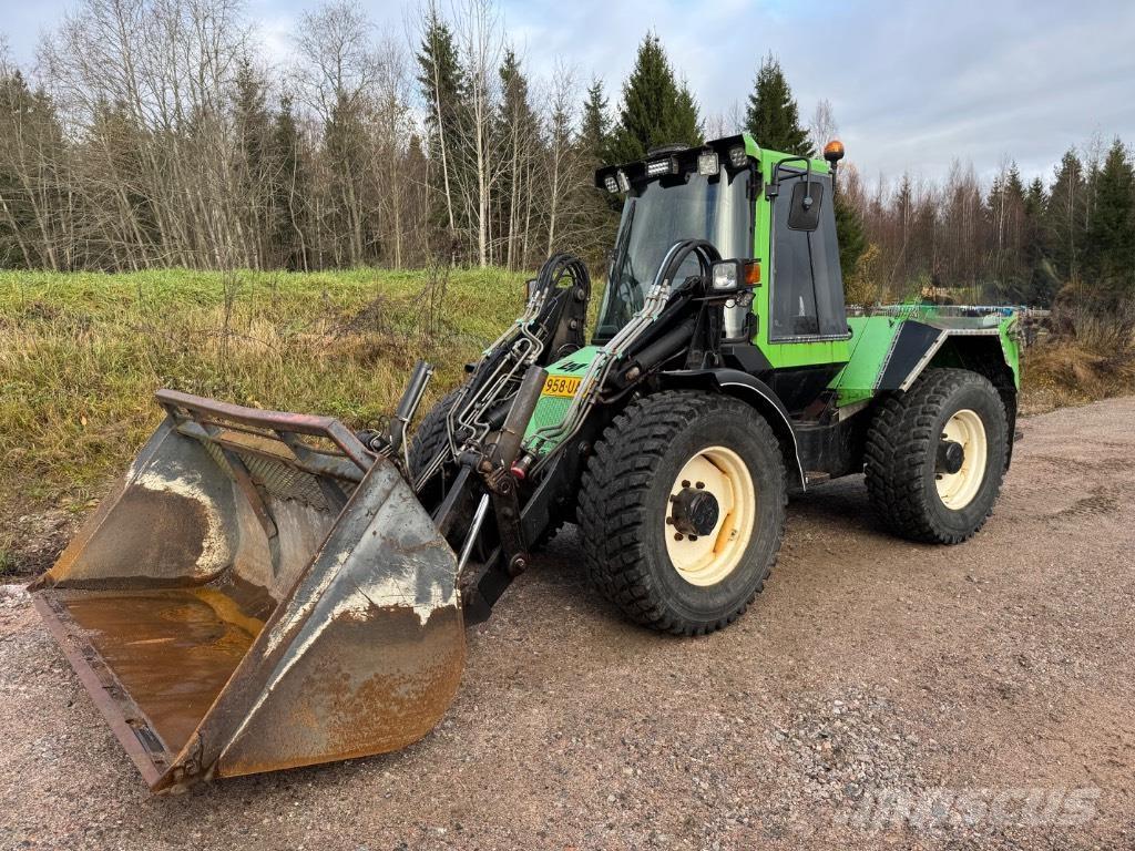 LM Trac 680 Pomoćne mašine