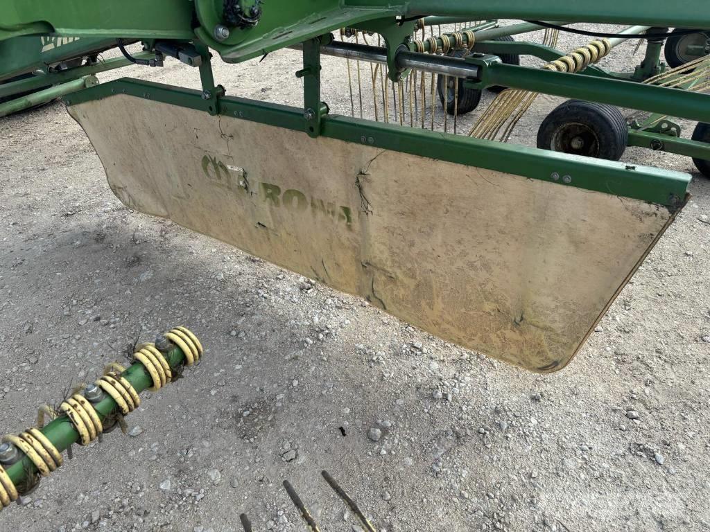 Krone Swadro TC 880 Okretači i sakupljači sena