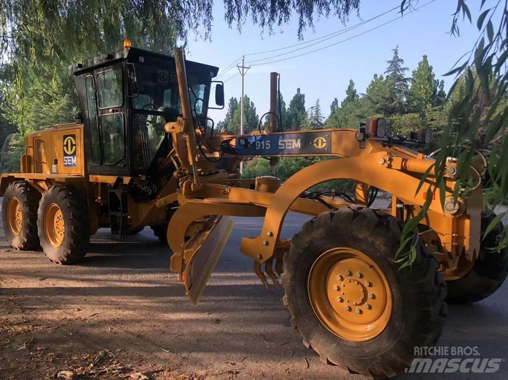 SEM 915 motor grader Grejderi