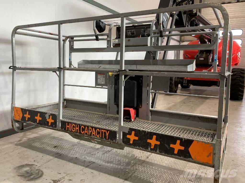 Manitou 220 TJ Teleskopske podizne platforme