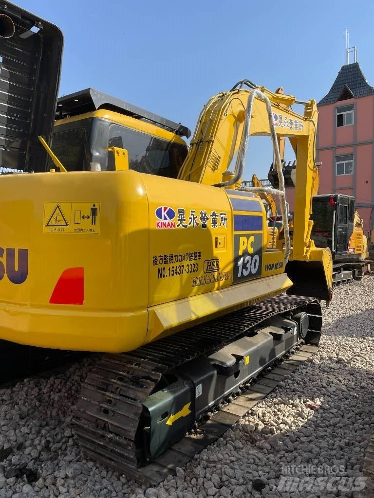 Komatsu 130-7 Bageri guseničari