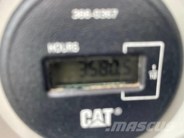 CAT 318FL Bageri guseničari