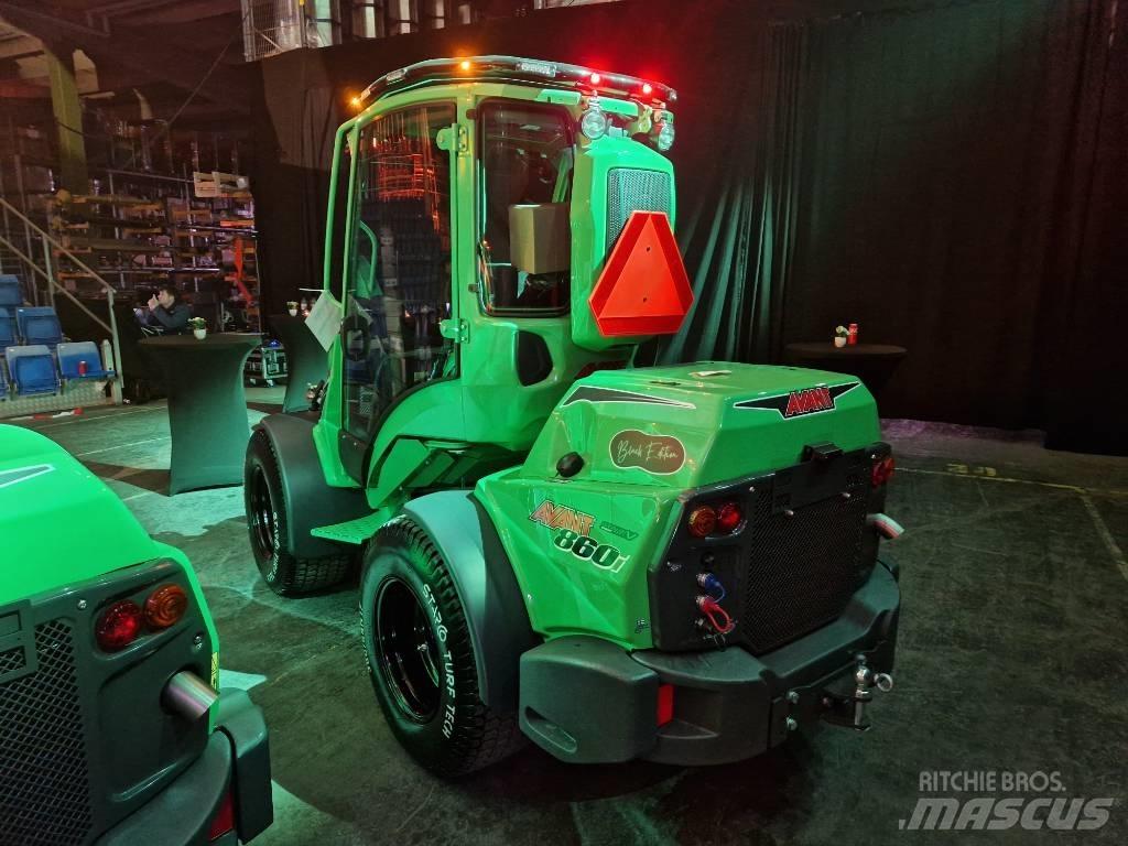 Avant 860 i Skid steer mini utovarivači