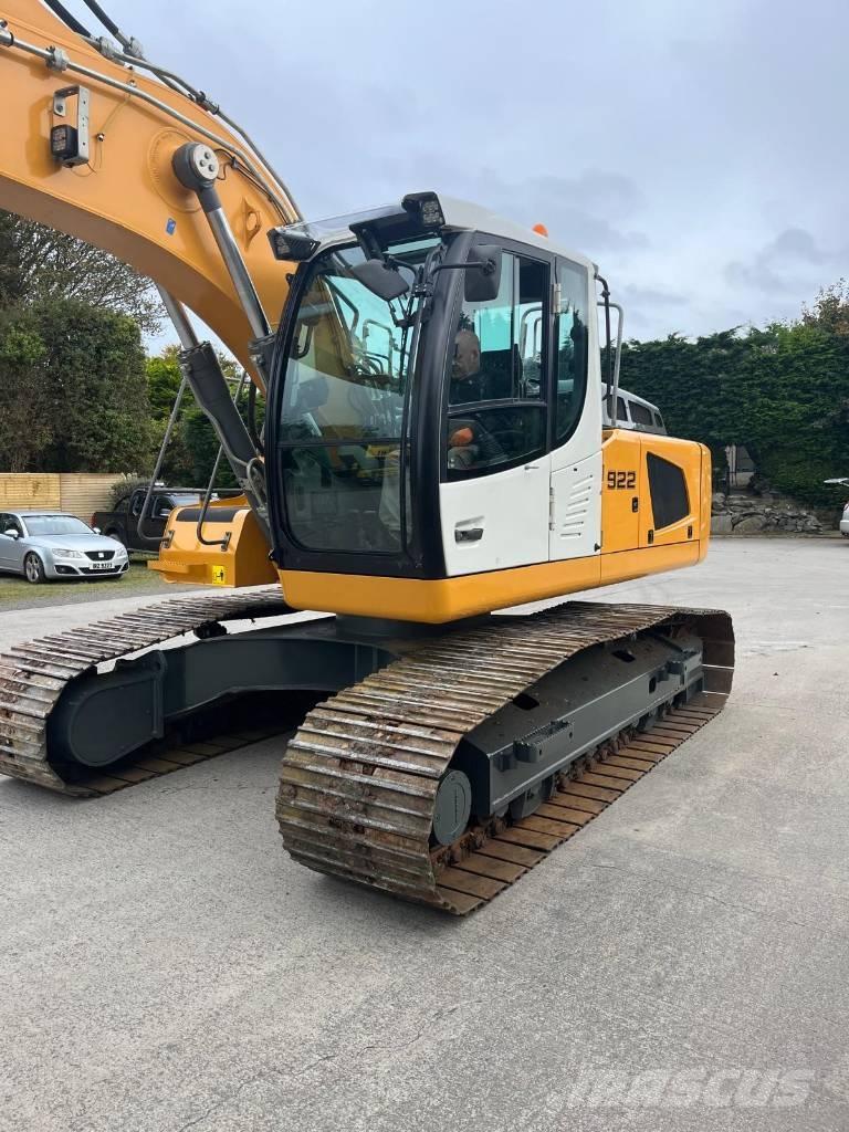 Liebherr R 922 Bageri guseničari