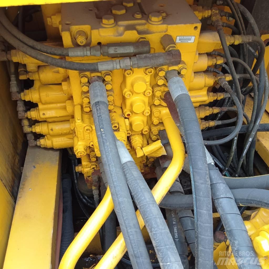 Komatsu PC 300-7 Bageri guseničari