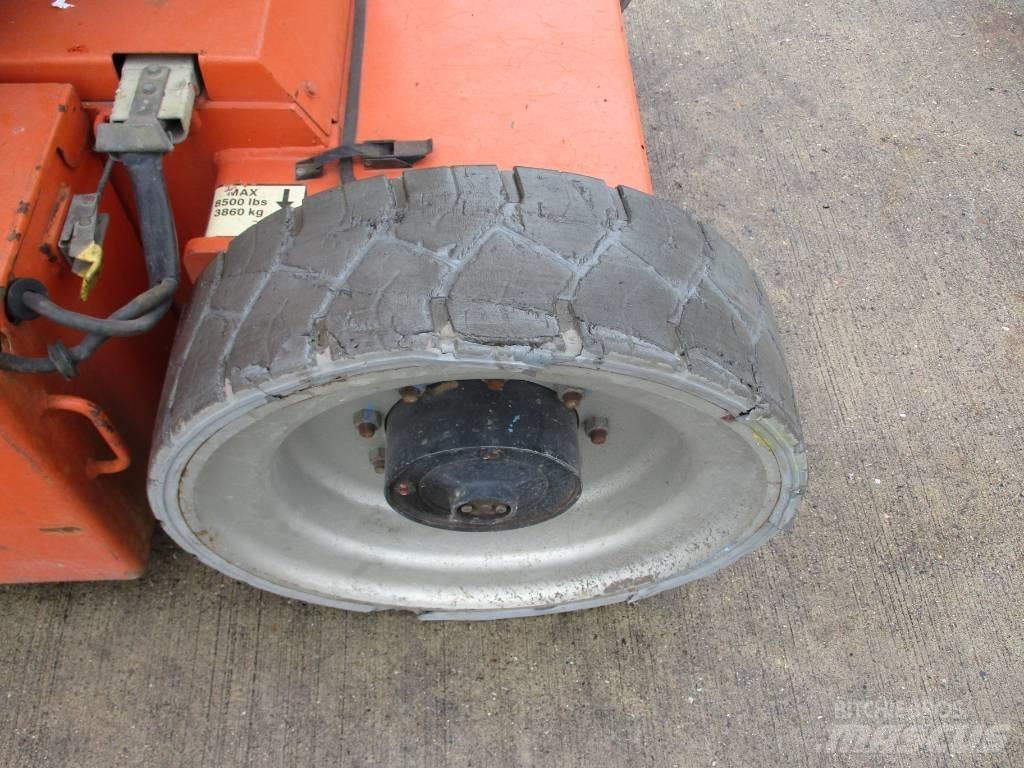 JLG E 300 AJP (718) Teleskopske samohodne platforme