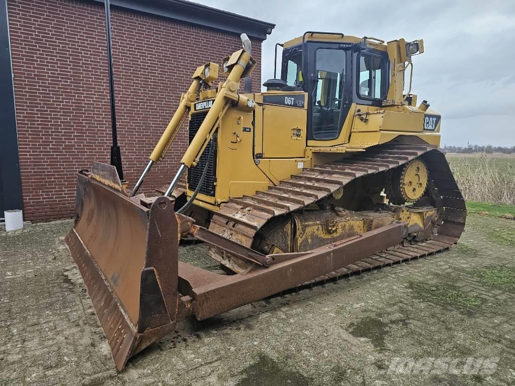 CAT D 6 T LGP Buldožeri guseničari