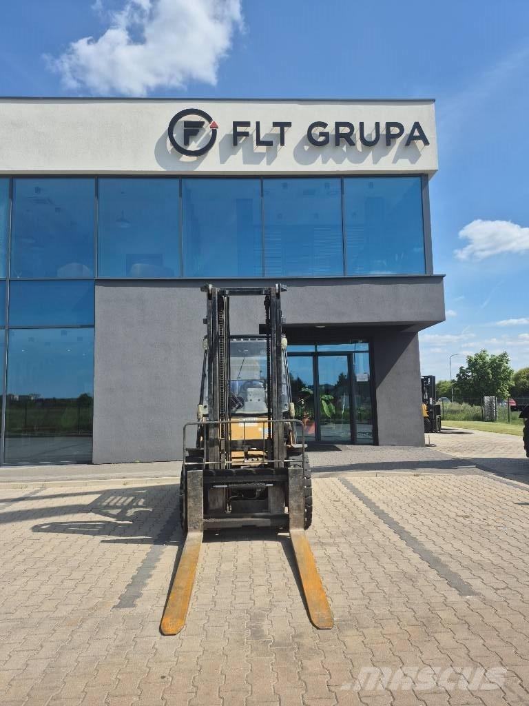 CAT GP 40N Plinski viljuškari