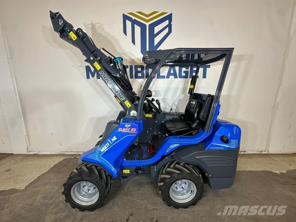 MultiOne 5.3K iDS Višenamenski utovarivači
