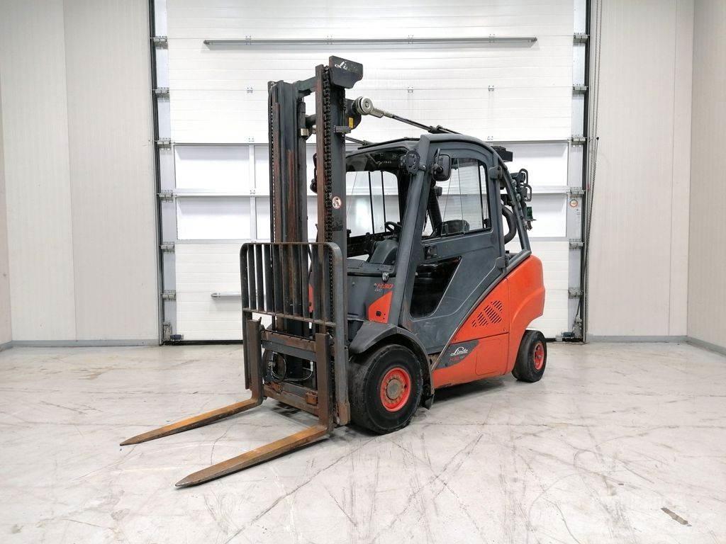 Linde H30D-02 Dizelski viljuškari