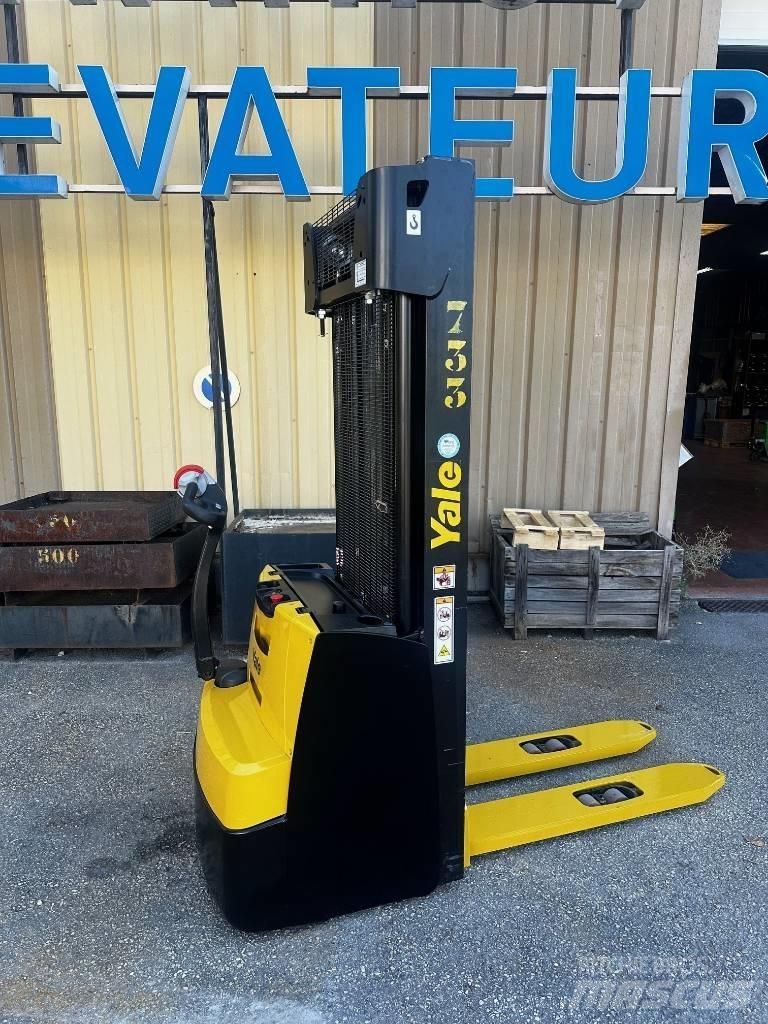 Yale MS 14 AC Ručni električni viljuškar