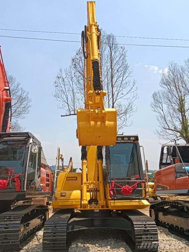 Komatsu pc130 Bageri guseničari