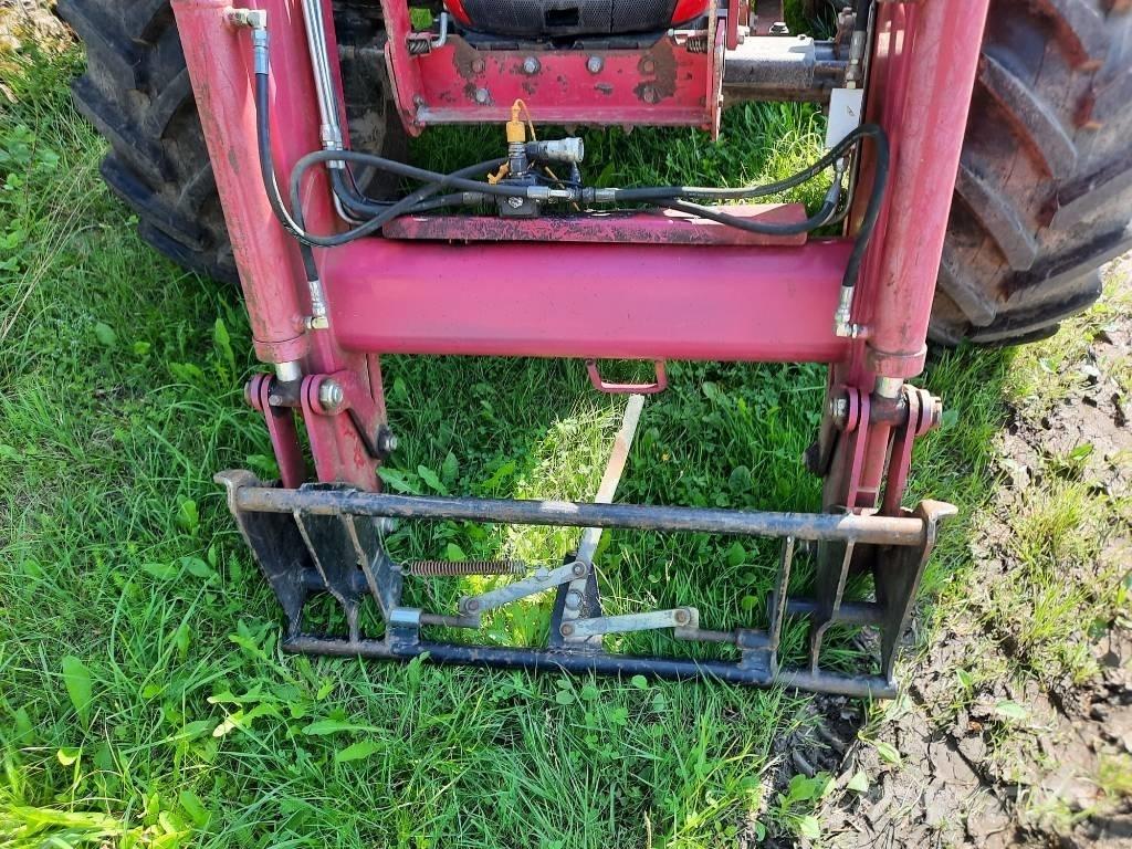 TYM T903S Traktori