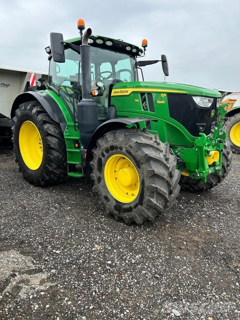 John Deere 6R 195 Traktori