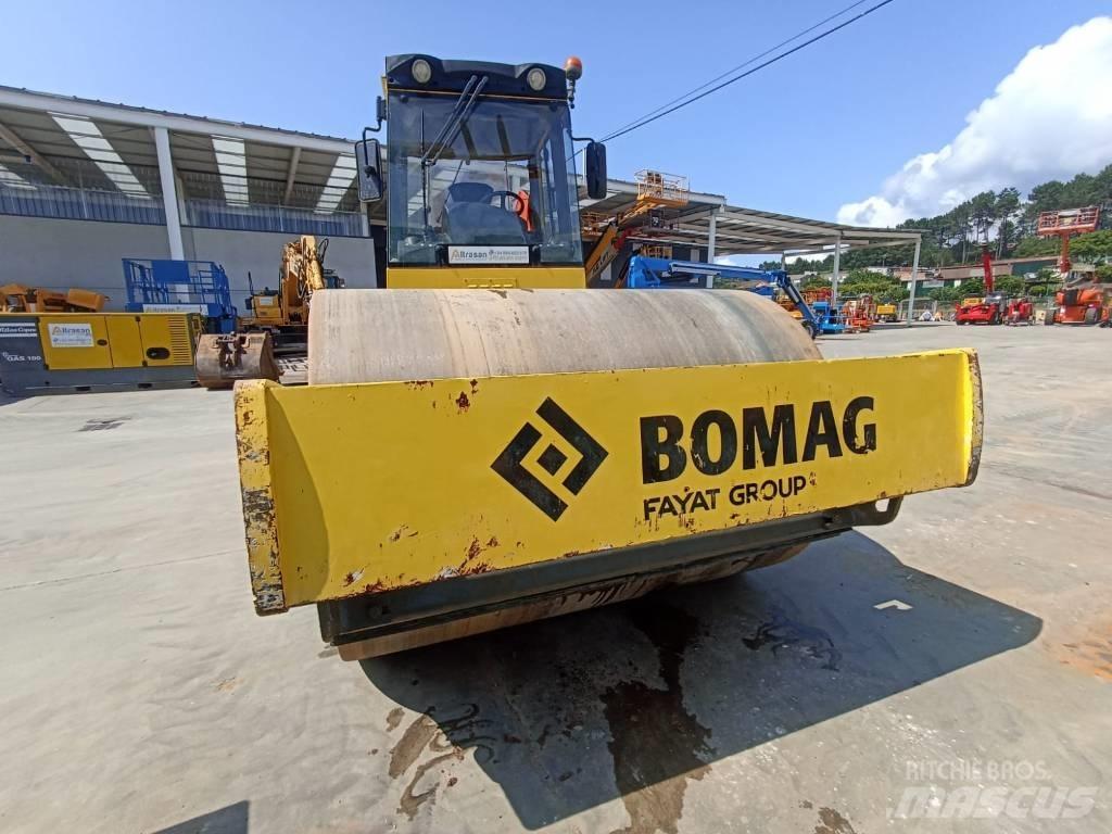 Bomag BW 219 D H-4 Nabijači zemlje