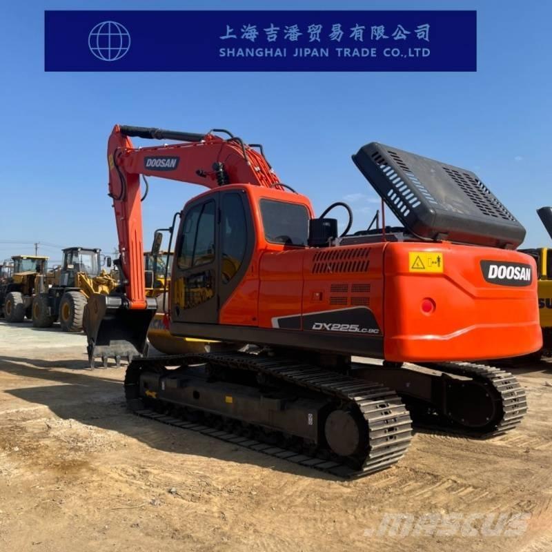 Doosan DX 225 Bageri guseničari