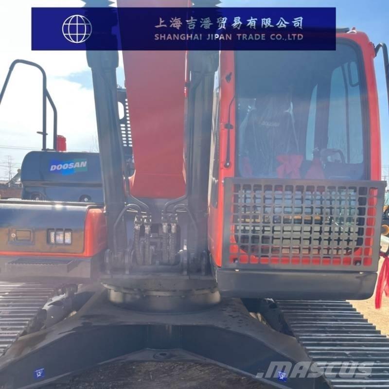 Doosan DX 225 Bageri guseničari