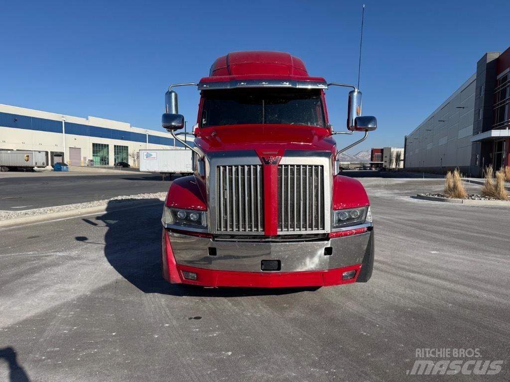 Western Star 5700 XE Tegljači