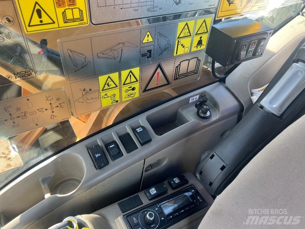 CASE CX 250 D Bageri guseničari