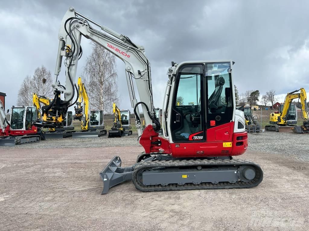 Takeuchi TB260 Mini bageri < 7t