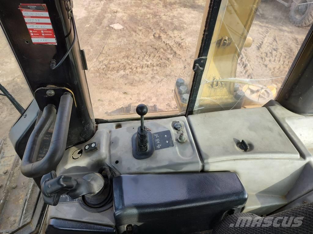 CAT D 6 N LGP Buldožeri guseničari