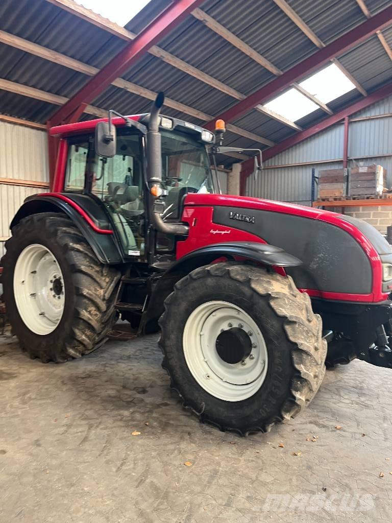Valtra T 191 Traktori