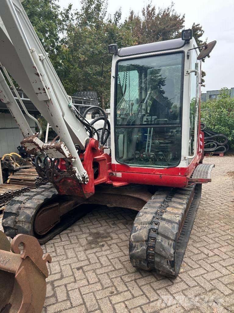 Takeuchi TB070 Mini bageri < 7t
