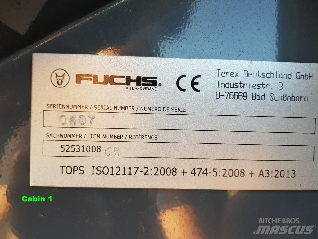 Fuchs F series Cabin Kabine i unutrašnjost
